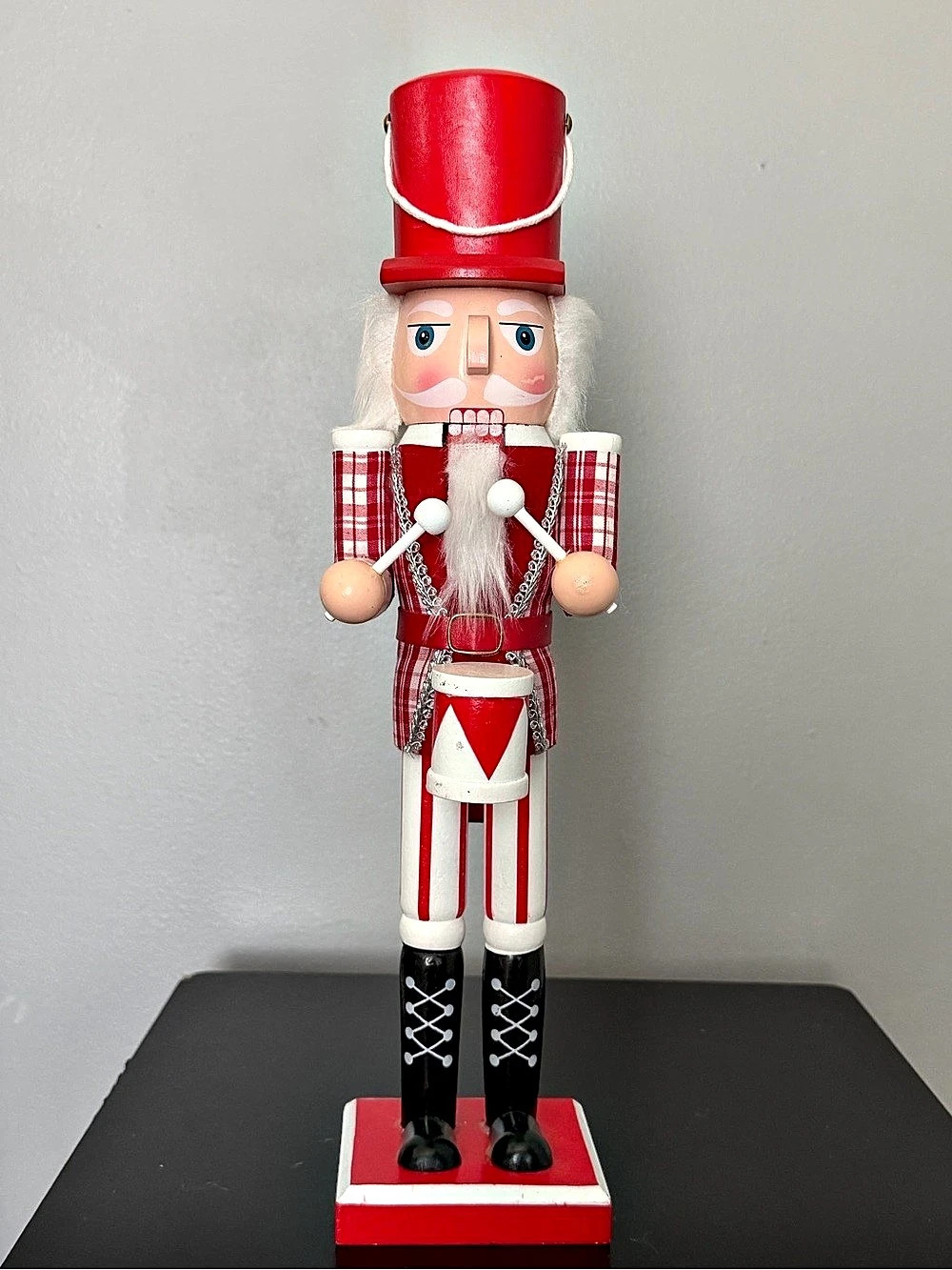 Vintage 15" Wooden Nutcracker Drummer Red White Plaid Christmas Soldier Figurine